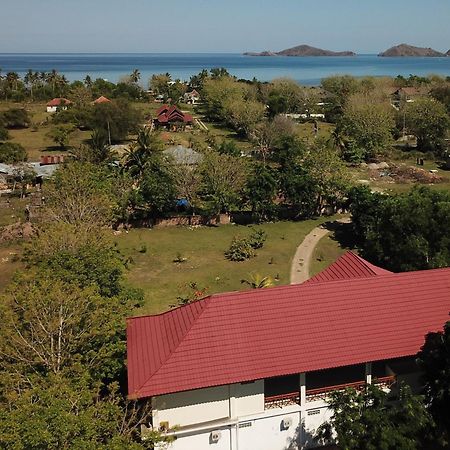 Hotel La Belle Etoile Labuan Bajo Buitenkant foto