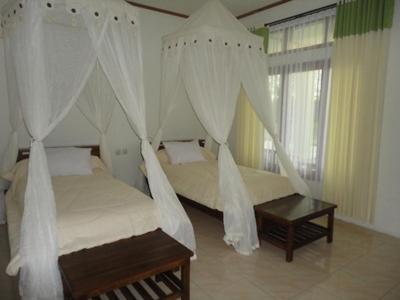 Hotel La Belle Etoile Labuan Bajo Buitenkant foto