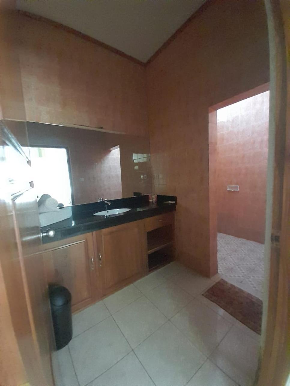 Hotel La Belle Etoile Labuan Bajo Buitenkant foto