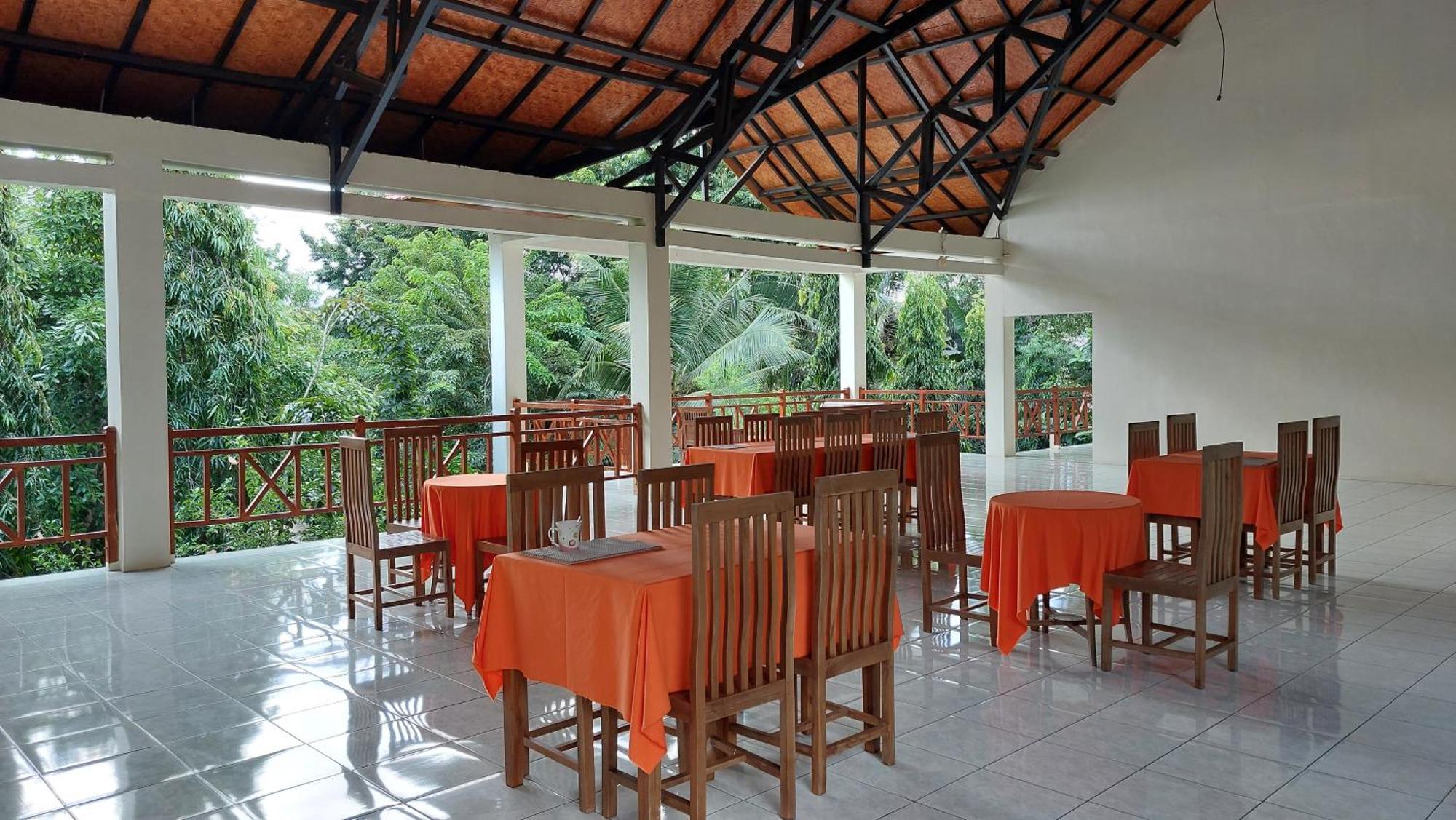 Hotel La Belle Etoile Labuan Bajo Buitenkant foto